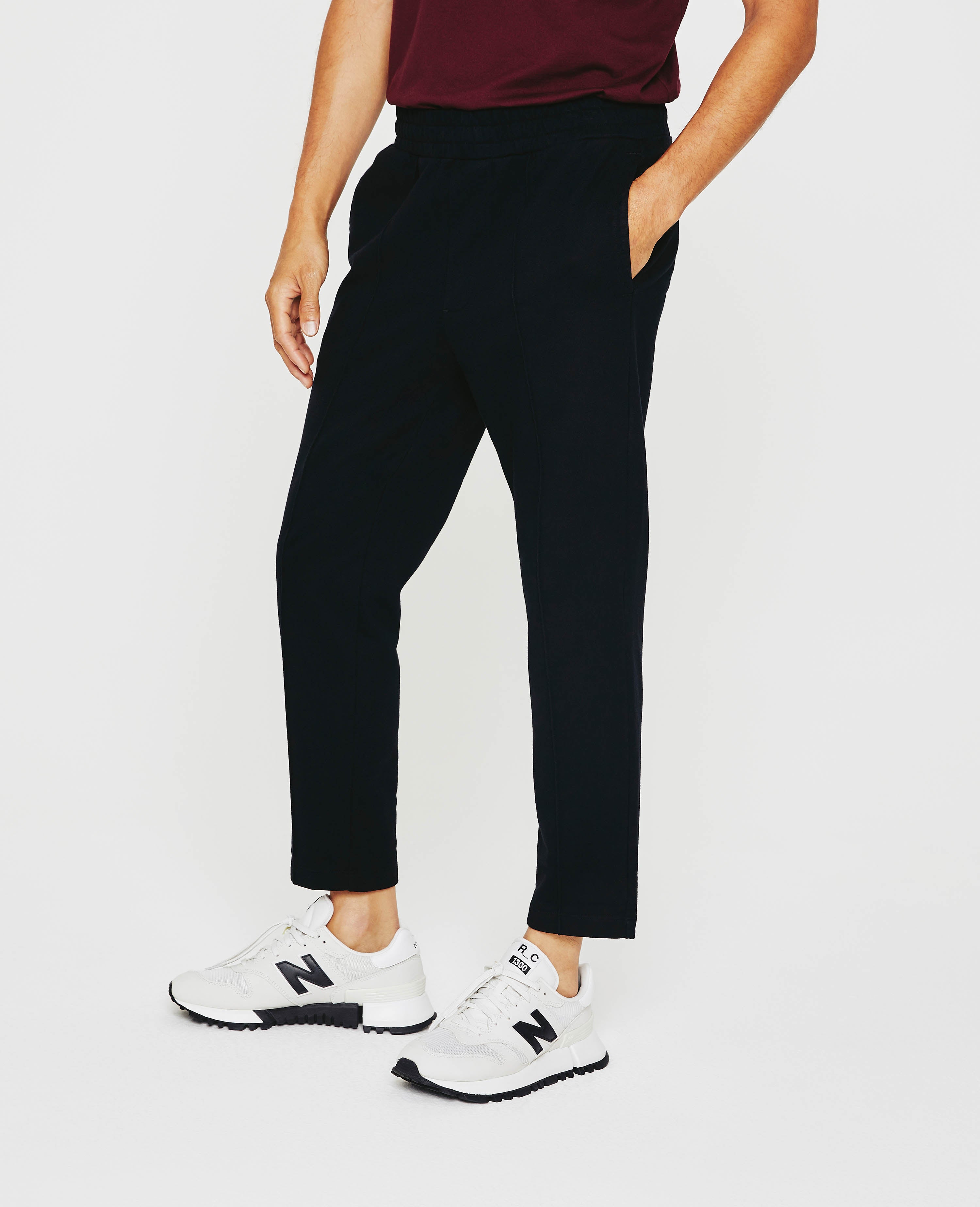 Mens Wyatt Sweatpant True Black