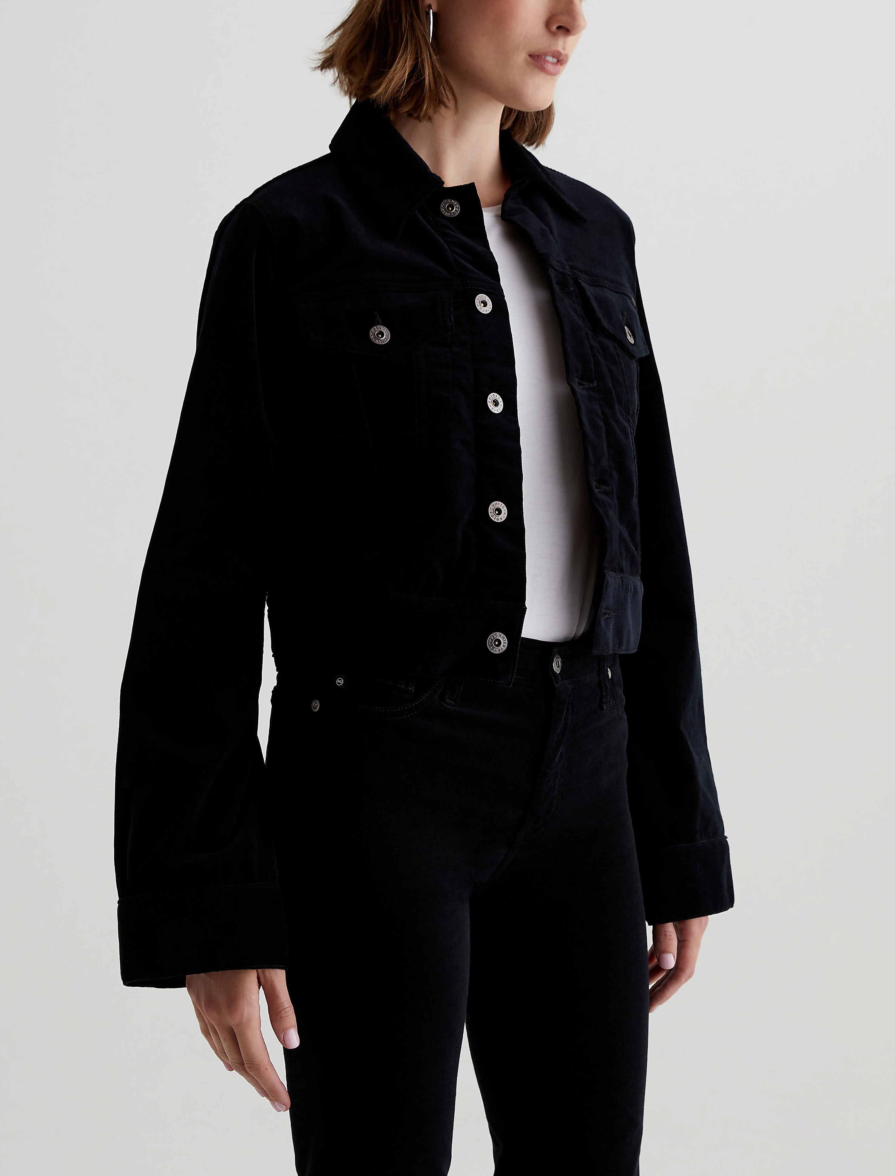 Women Isa Jacket Super Black
