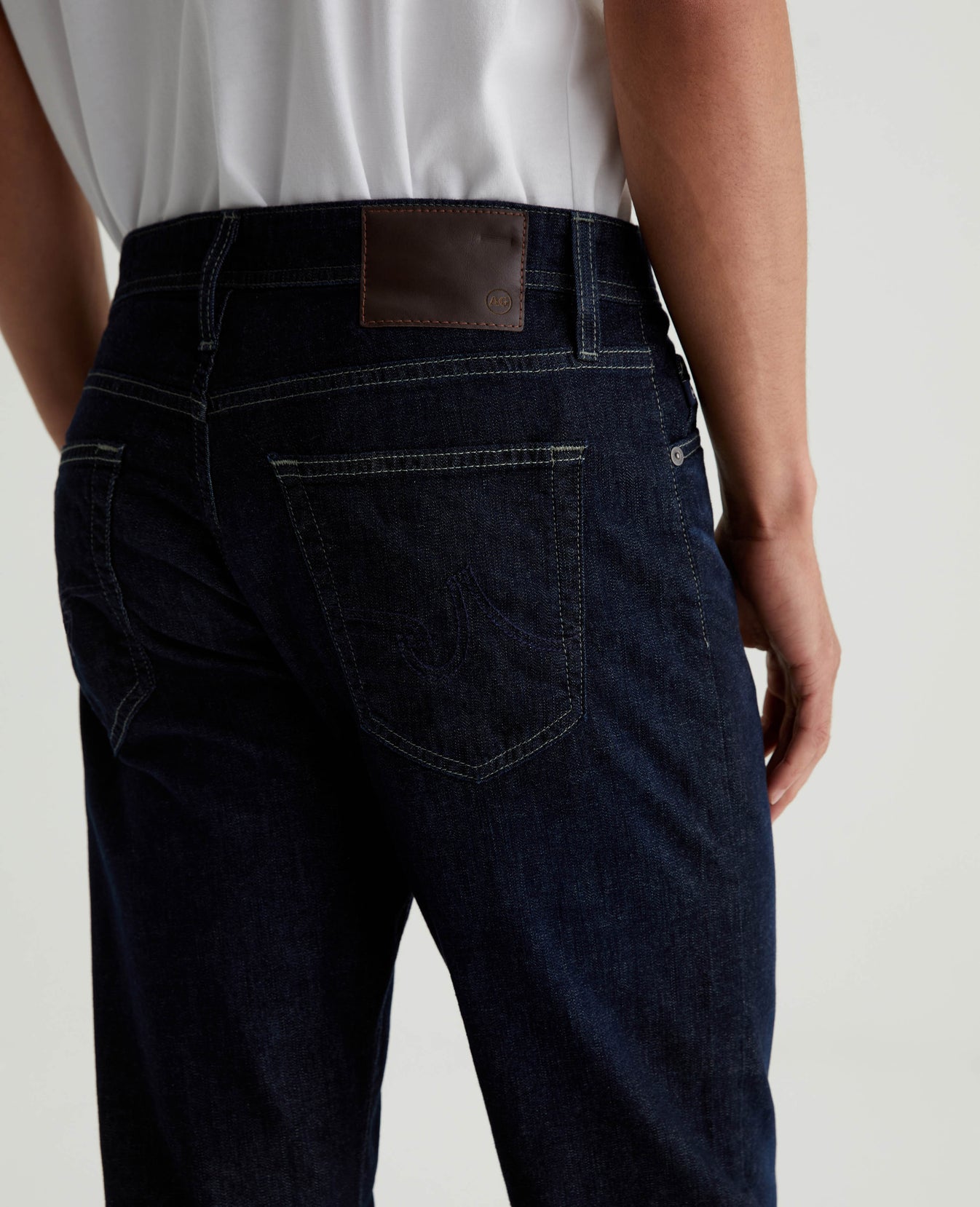 Graduate Half Moon Mens Bottom Photo 6