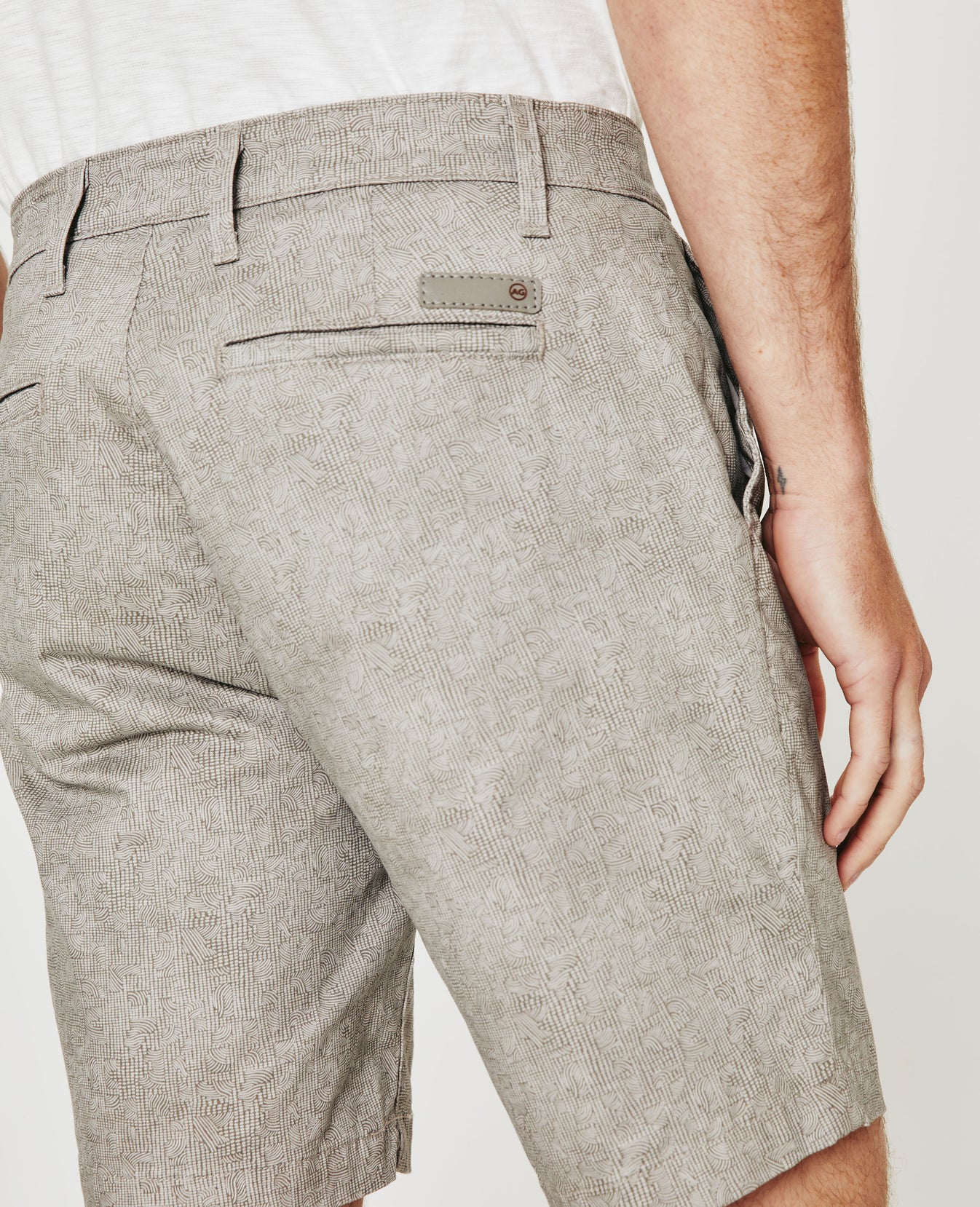 Wanderer Short Tupelo Taupe Multi mens Bottom Photo 5