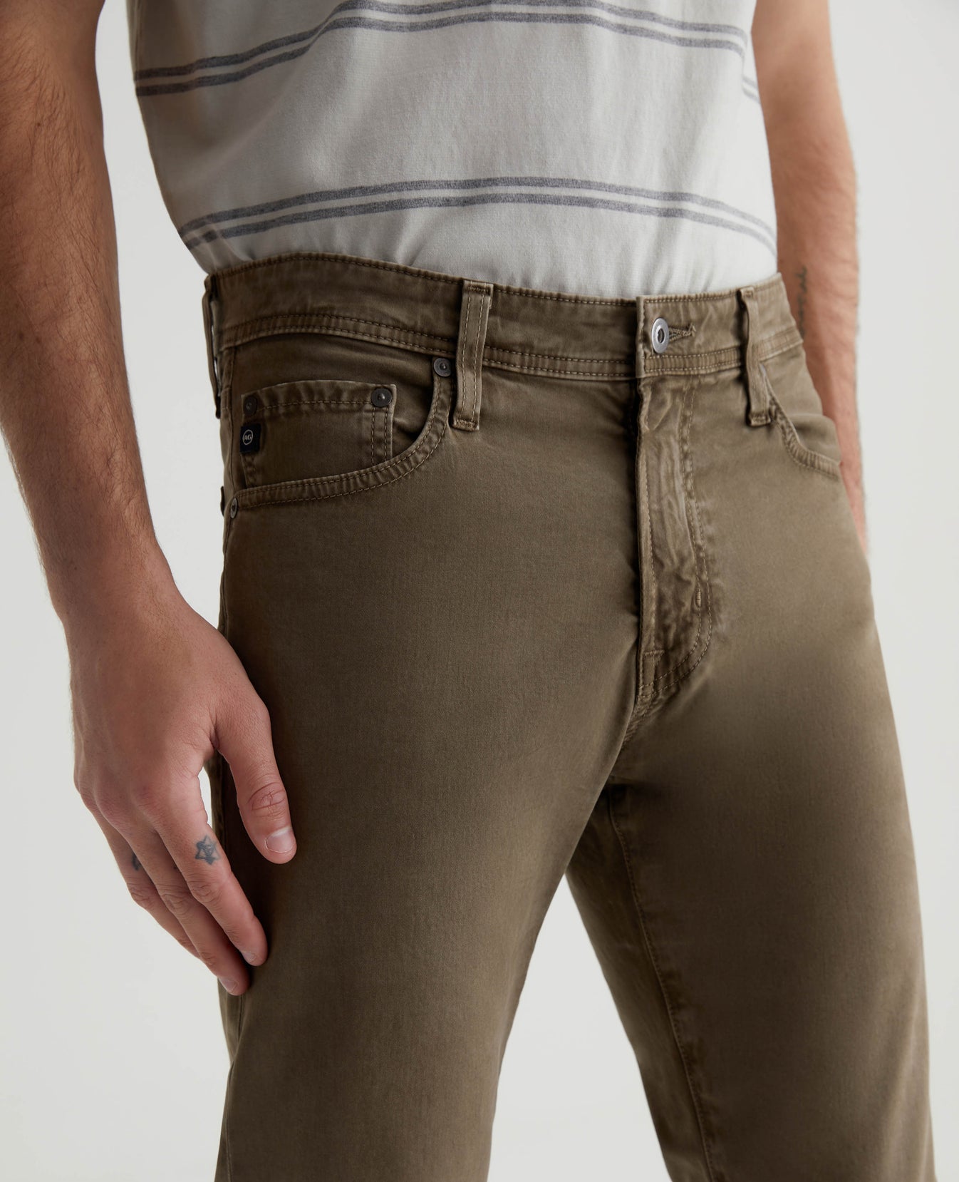 Tellis SUD Sulfur Cedarwood Mens Bottom Photo 3
