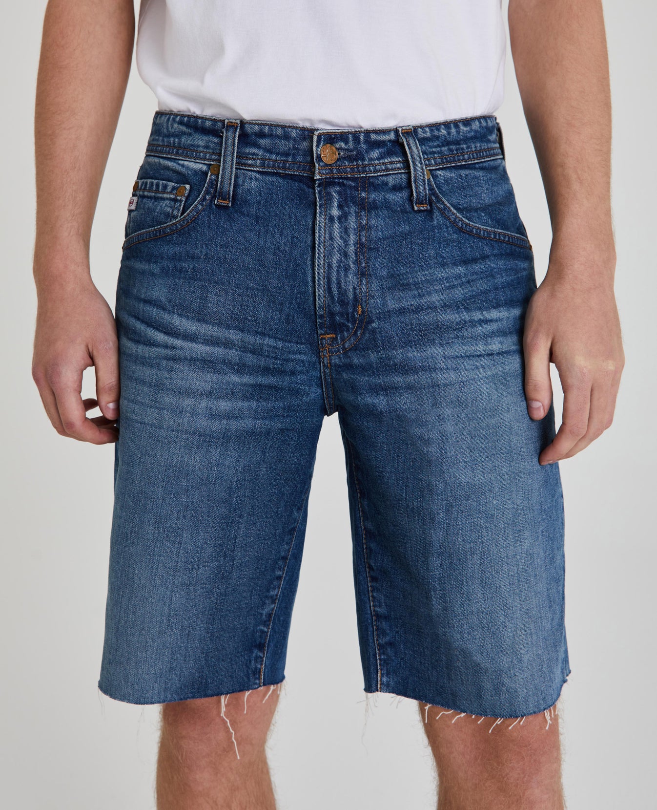Griffin Short 17 Years Truce Tailored Short Men Bottoms Photo 3