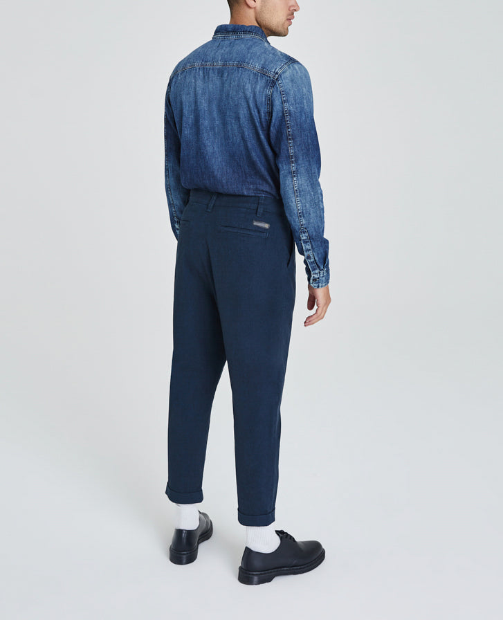 Rutger Downpour Relaxed Pleated Pant Men Bottoms Photo 7