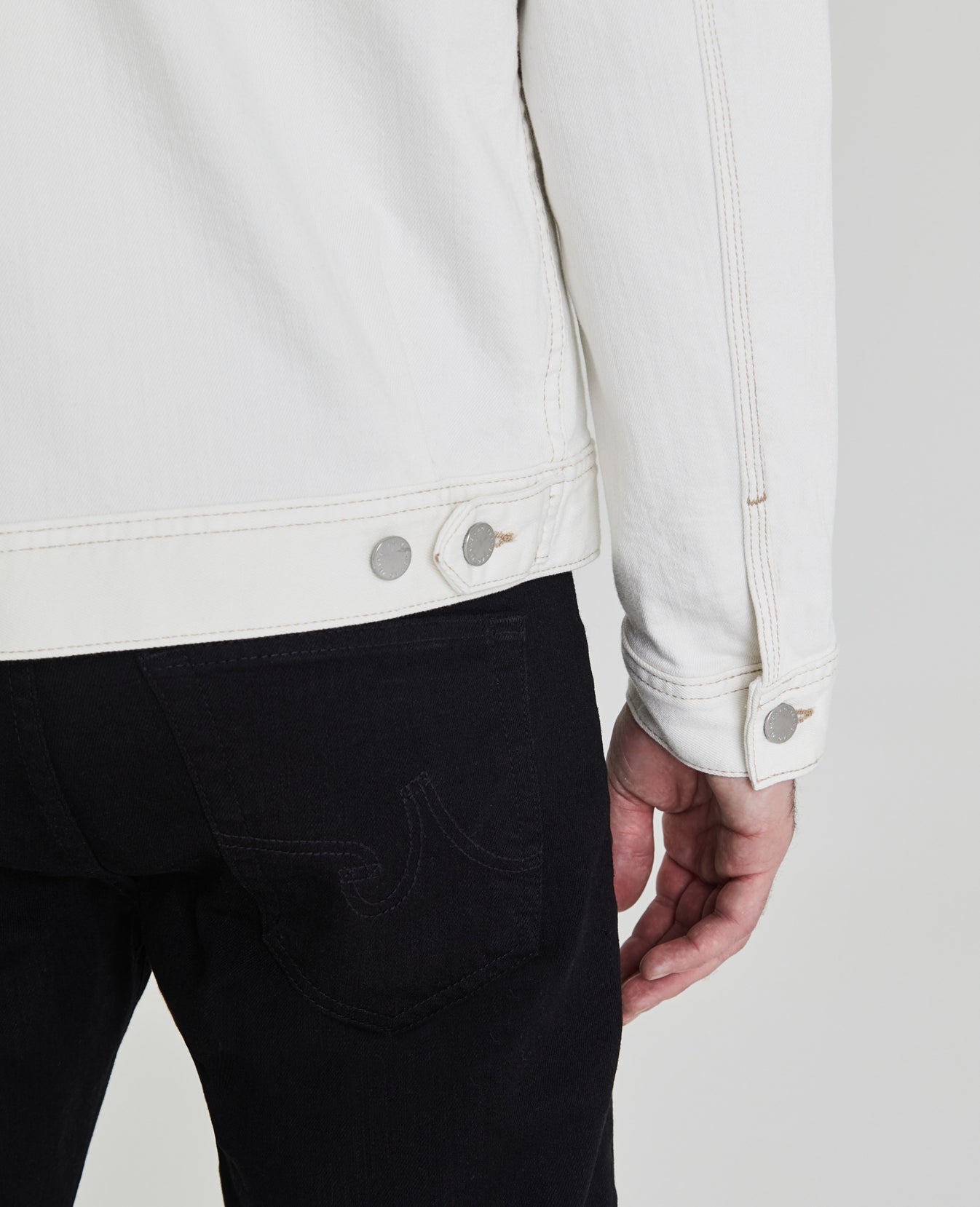 Omaha Jacket Moderne White Utilitarian Jean Jacket Men Tops Photo 4