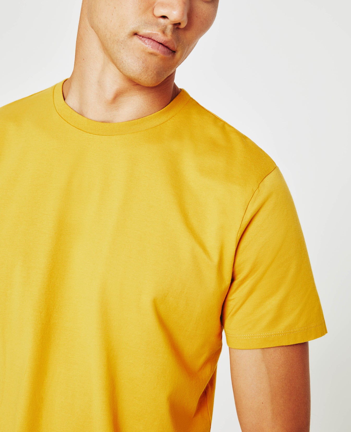 Bryce Crew Modern Copper Classic Crew Neck Men Tops Photo 7