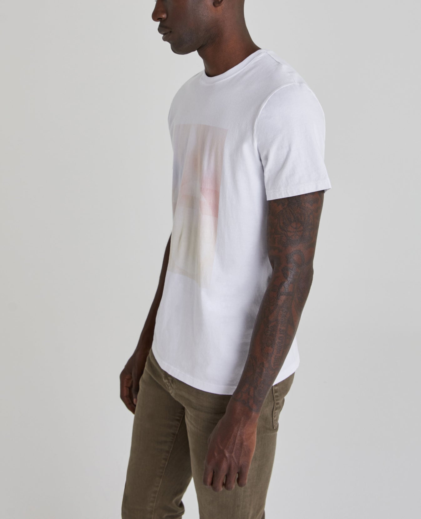 Bryce Crew Arcane Rose Fog Classic Fit Crew Men Tops Photo 4