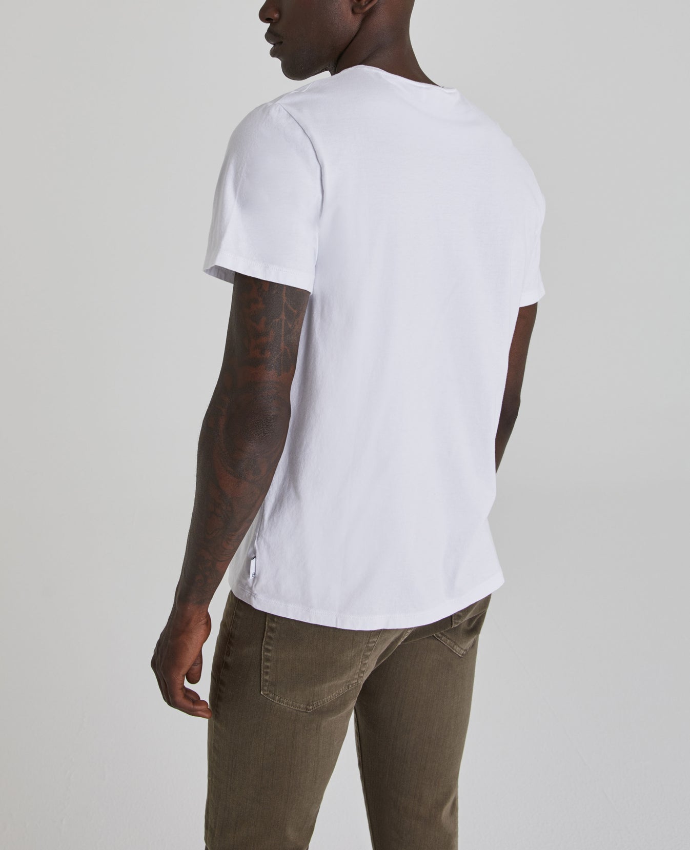 Bryce Crew Arcane Rose Fog Classic Fit Crew Men Tops Photo 6