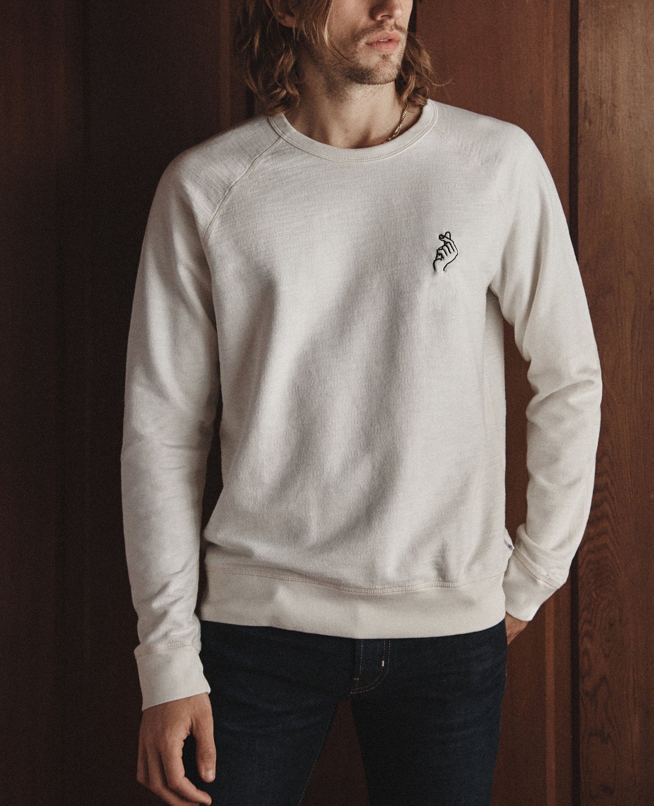 Siris Crew Finger Heart Ivory Dust/Black Love Me Capsule Men Tops Photo 1