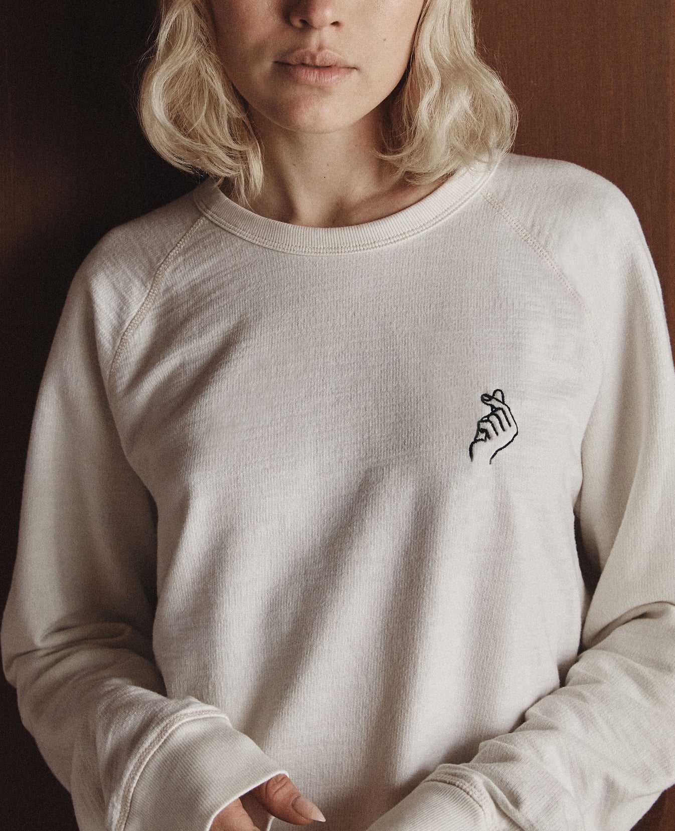 Siris Crew Finger Heart Ivory Dust/Black Love Me Capsule Men Tops Photo 7