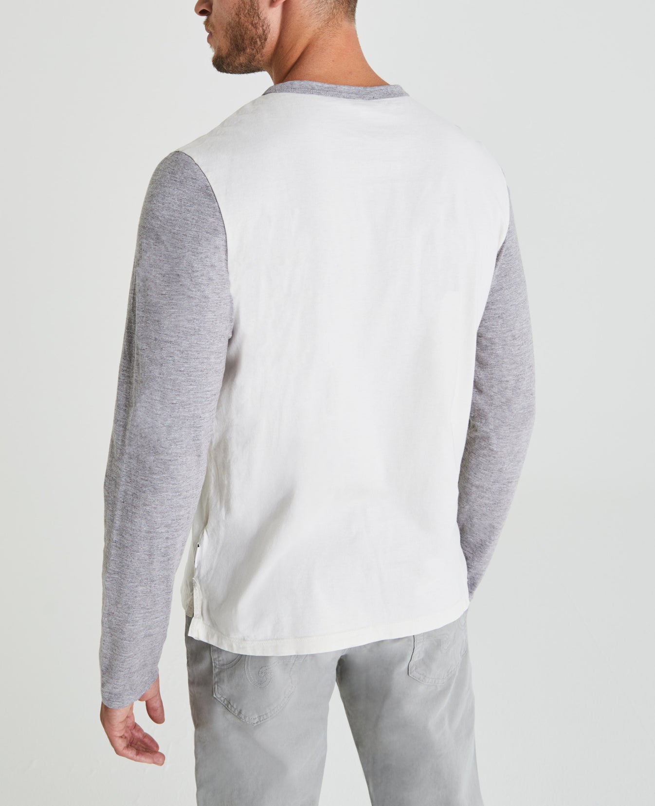 Clyde Split Hem Crew Ivory Dust Classic Fit Crew Men Tops Photo 4