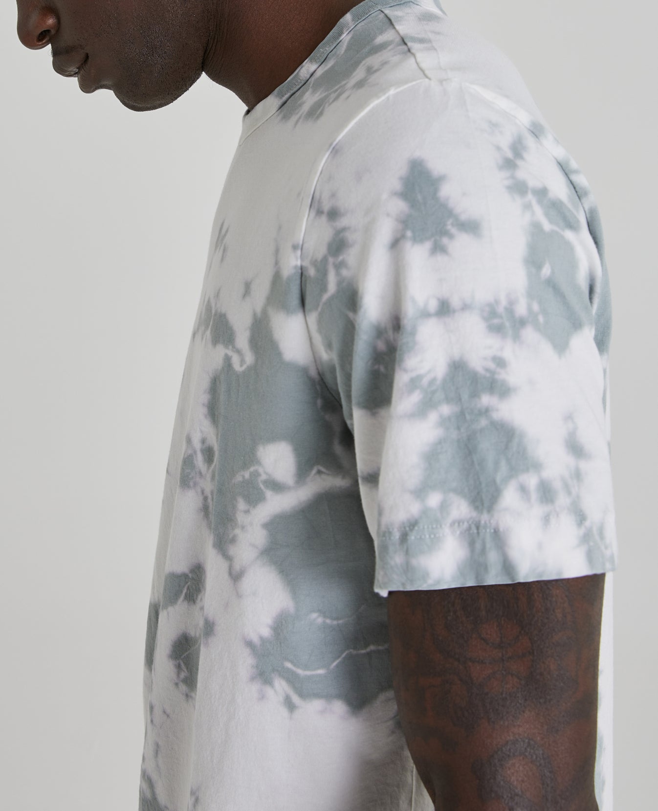 Beckham Crew Kalos French Grey Classic Fit Crew Men Tops Photo 3