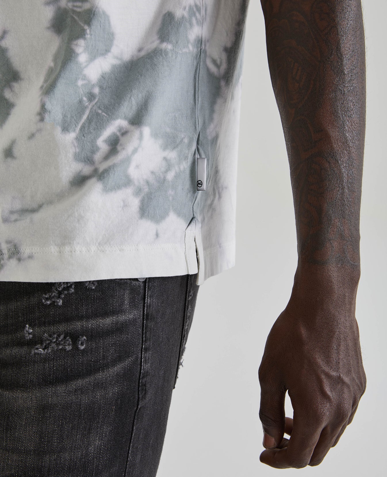 Beckham Crew Kalos French Grey Classic Fit Crew Men Tops Photo 4