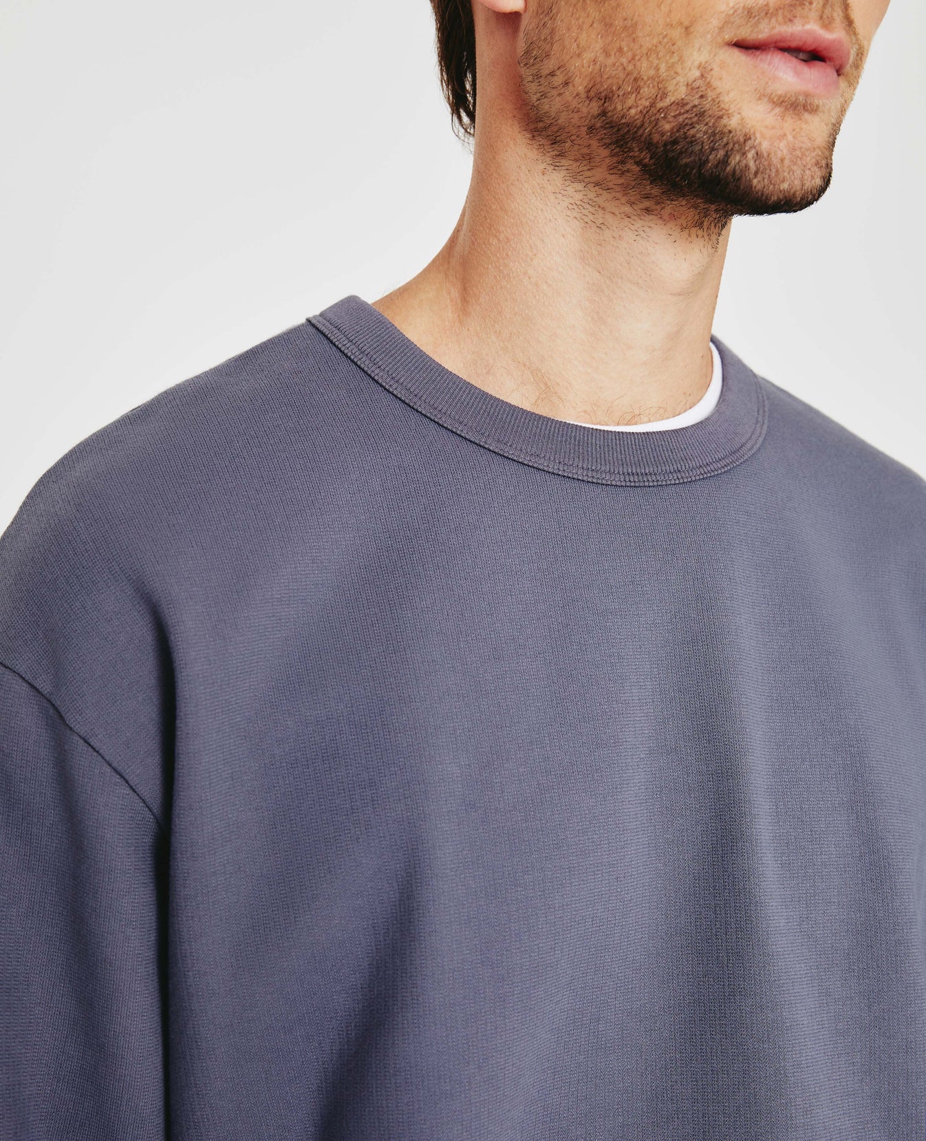 Arc Crew Desert Overcast Relaxed Crew Neck Men Tops Photo 3