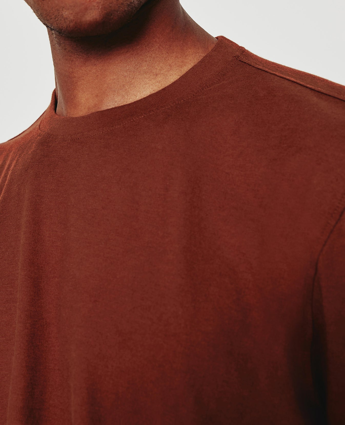 Bryce Long Sleeve Crew Fired Copper Classic Fit Crew Men Tops Photo 3