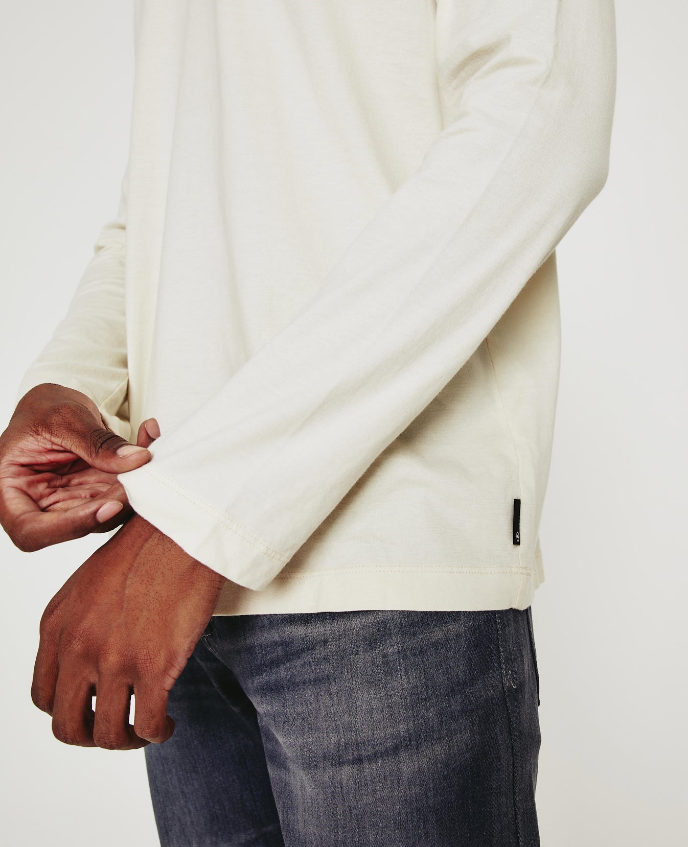 Bryce Long Sleeve Crew Ivory Dust Classic Fit Crew Men Tops Photo 3