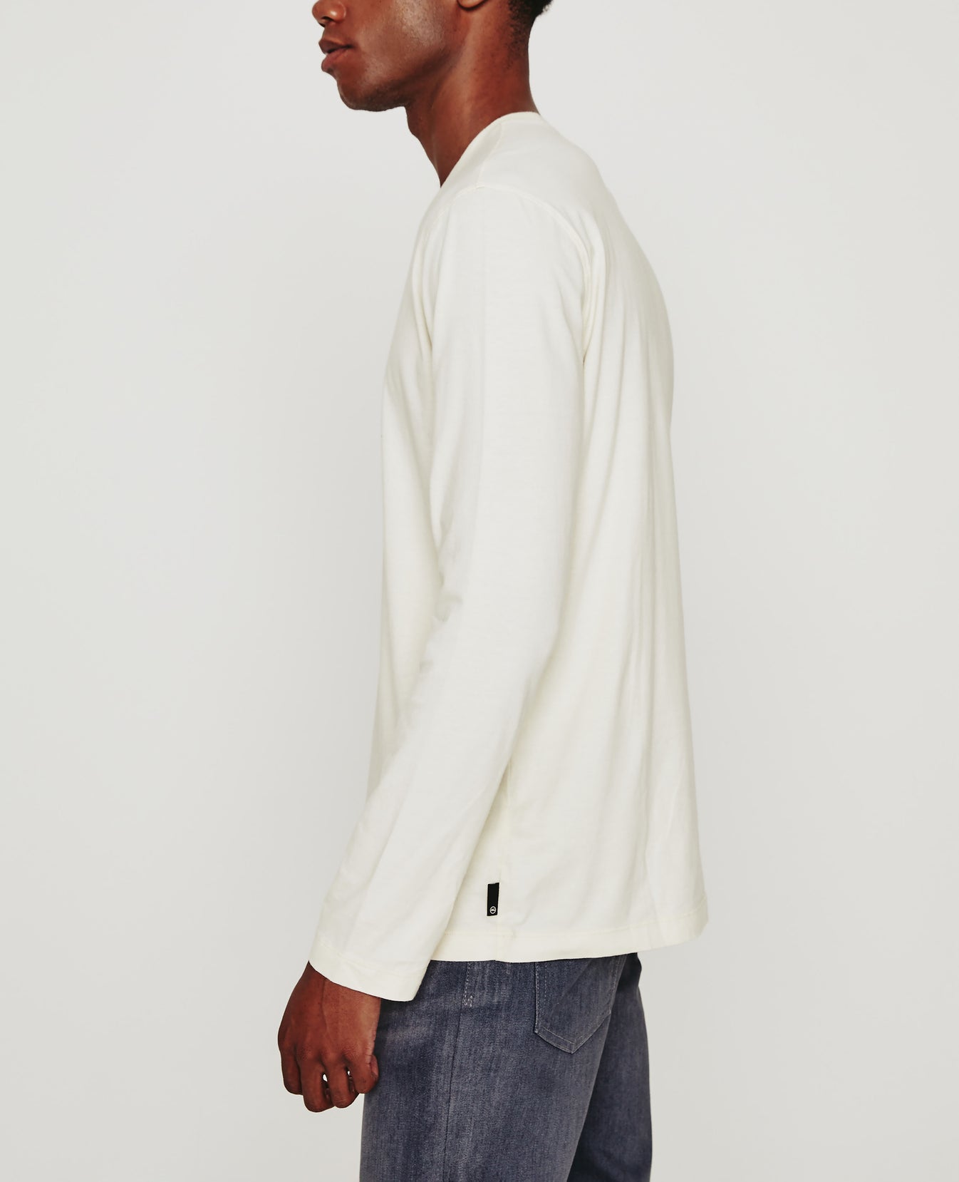 Bryce Long Sleeve Crew Ivory Dust Classic Fit Crew Men Tops Photo 6