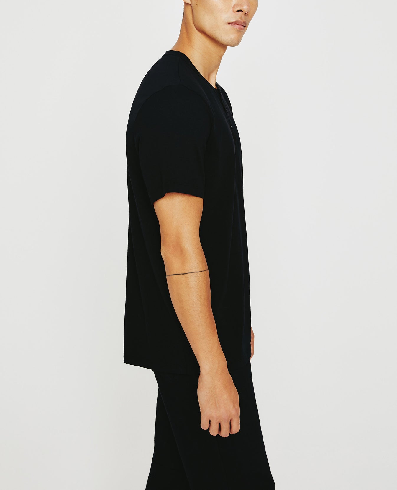 Bryce Short Sleeve Henley True Black Classic Henley Men Top Photo 3