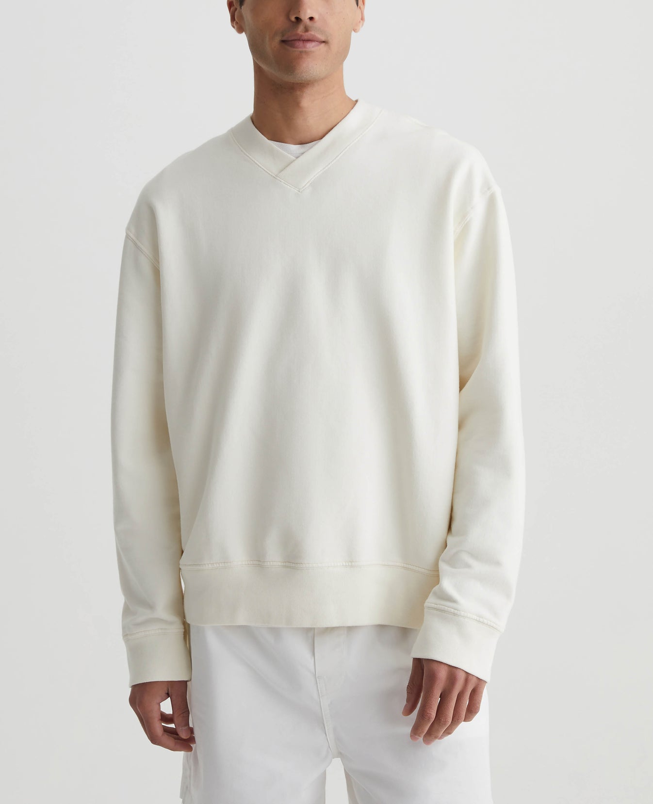 Arc Vee Ivory Dust Mens Top Photo 2