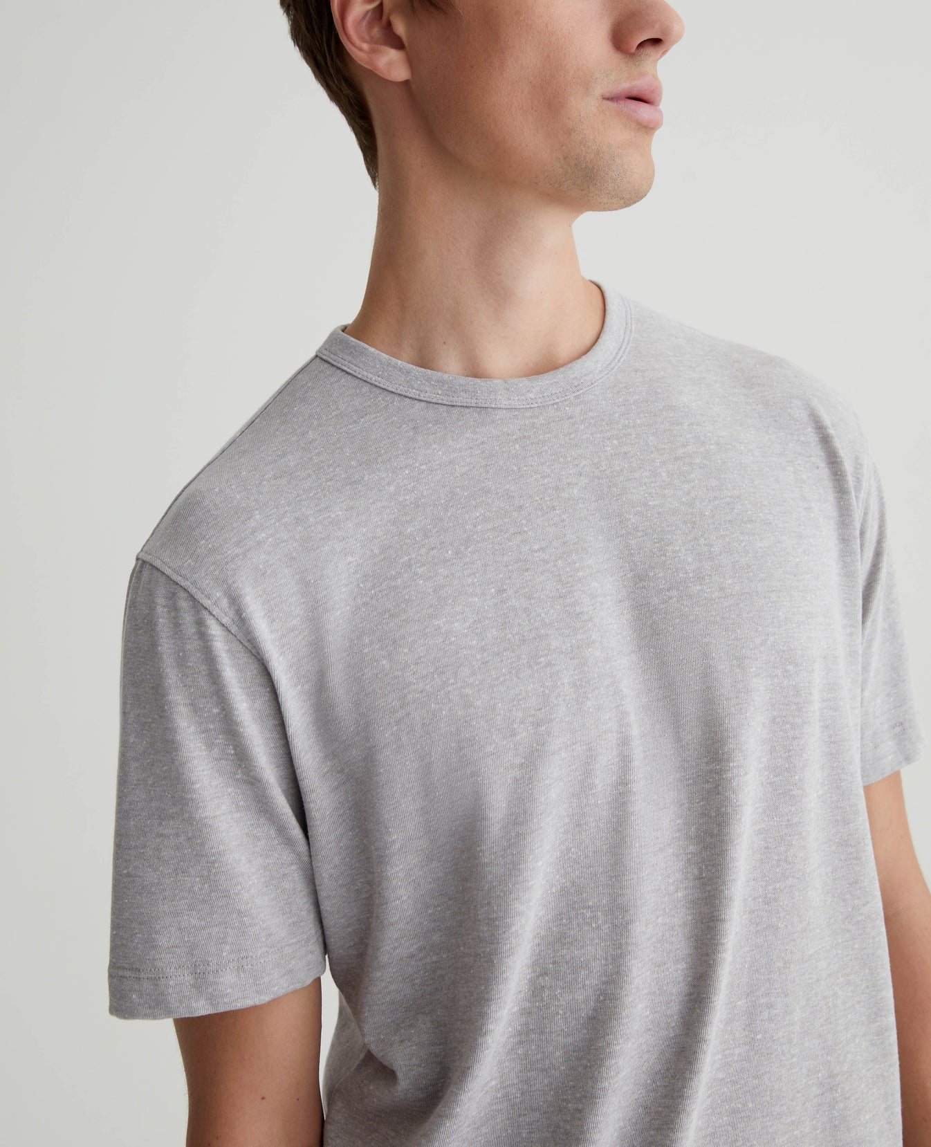 Wesley Crew Heather Grey Mens Top Photo 2
