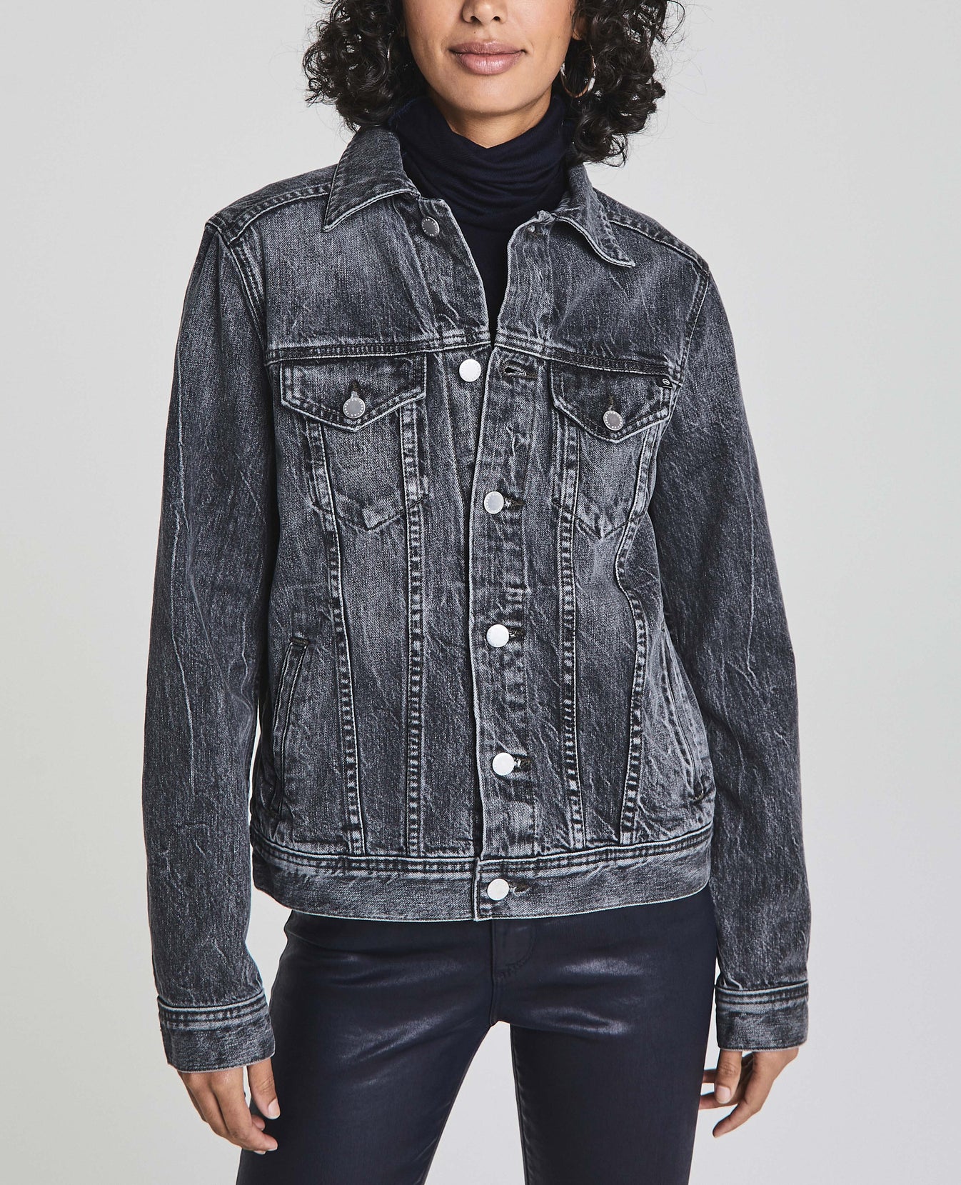 Mya Jacket Provocation Classic Fit Jacket Women Tops Photo 1