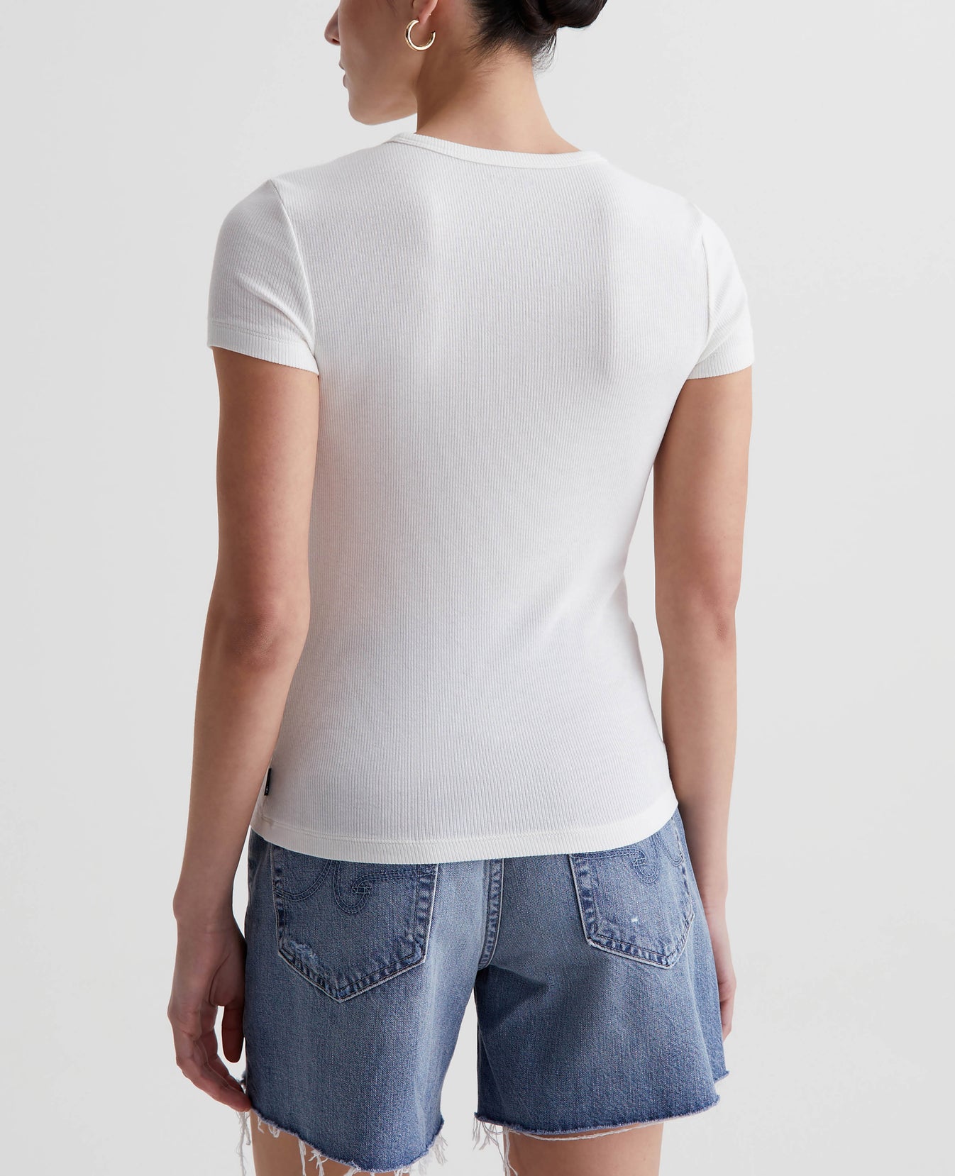 Agnes Crew Ex-White Womens Top Photo 6