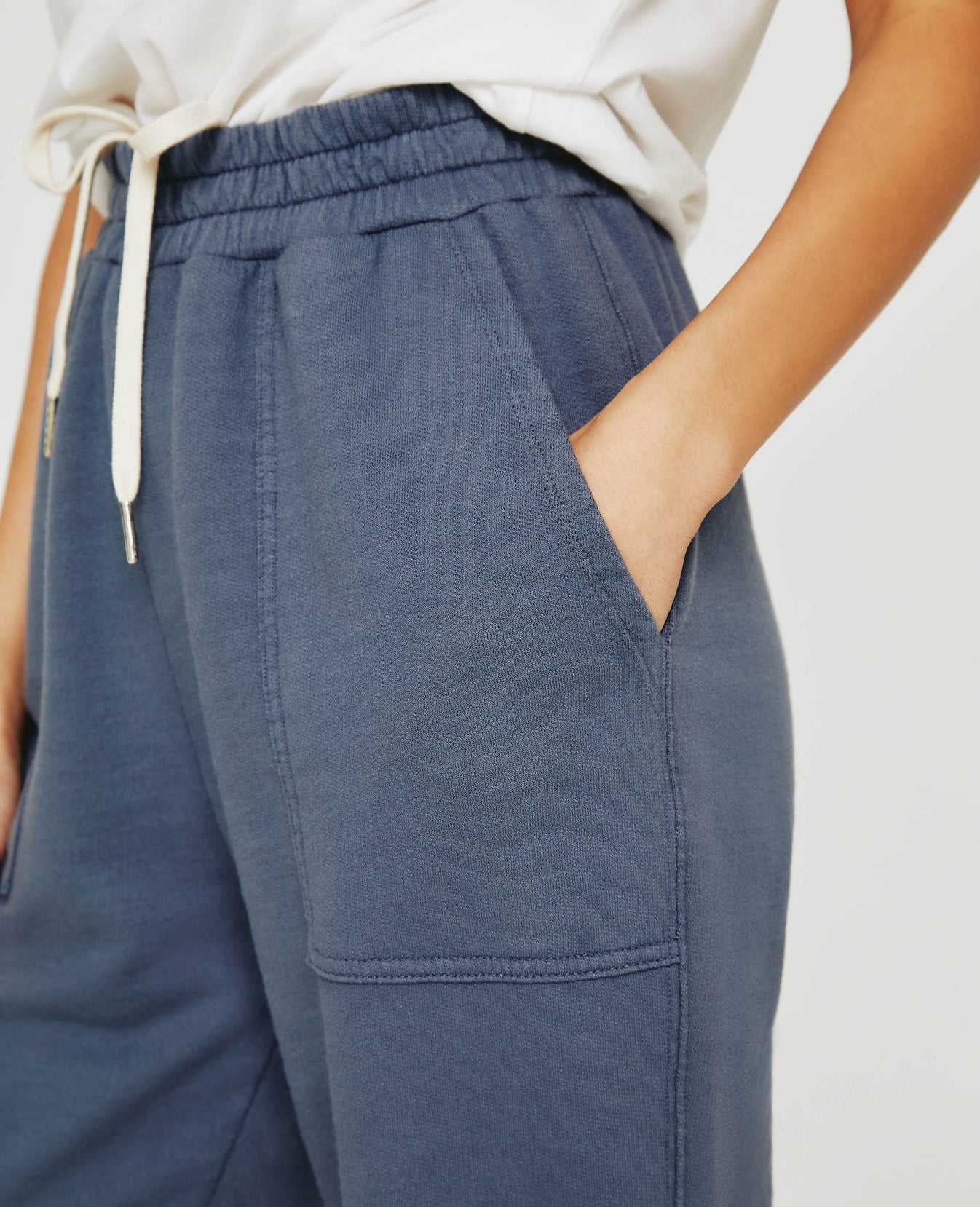 Nova Sweatpant Slate Sky Relaxed Sweatpant Women Bottom Photo 5