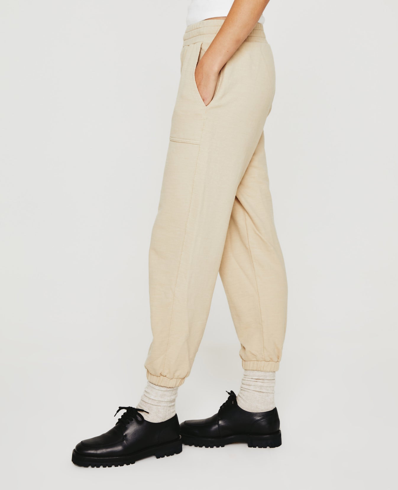 Nova Sweatpant Yuma Sand Womens Top Photo 4