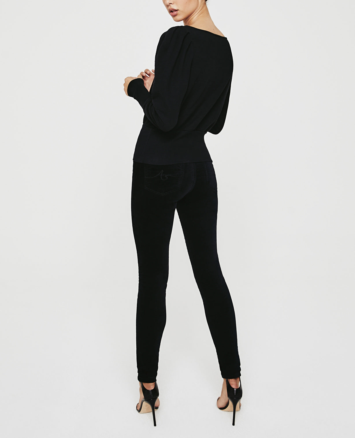 Walker Sweatshirt Shimmer Star True Black Puff Sleeve Sweatshirt Women Tops Photo 4
