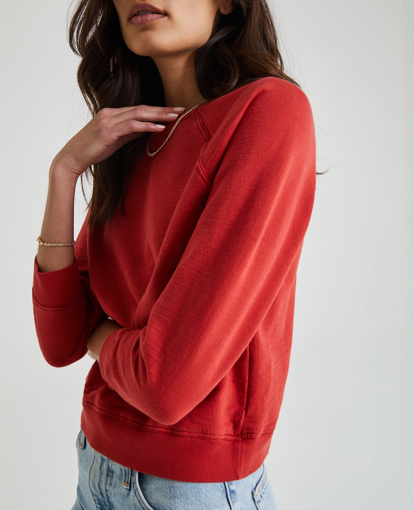 Jadyn Sweatshirt Canyon Ridge Vintage Sweatshirt Women Tops Photo 2