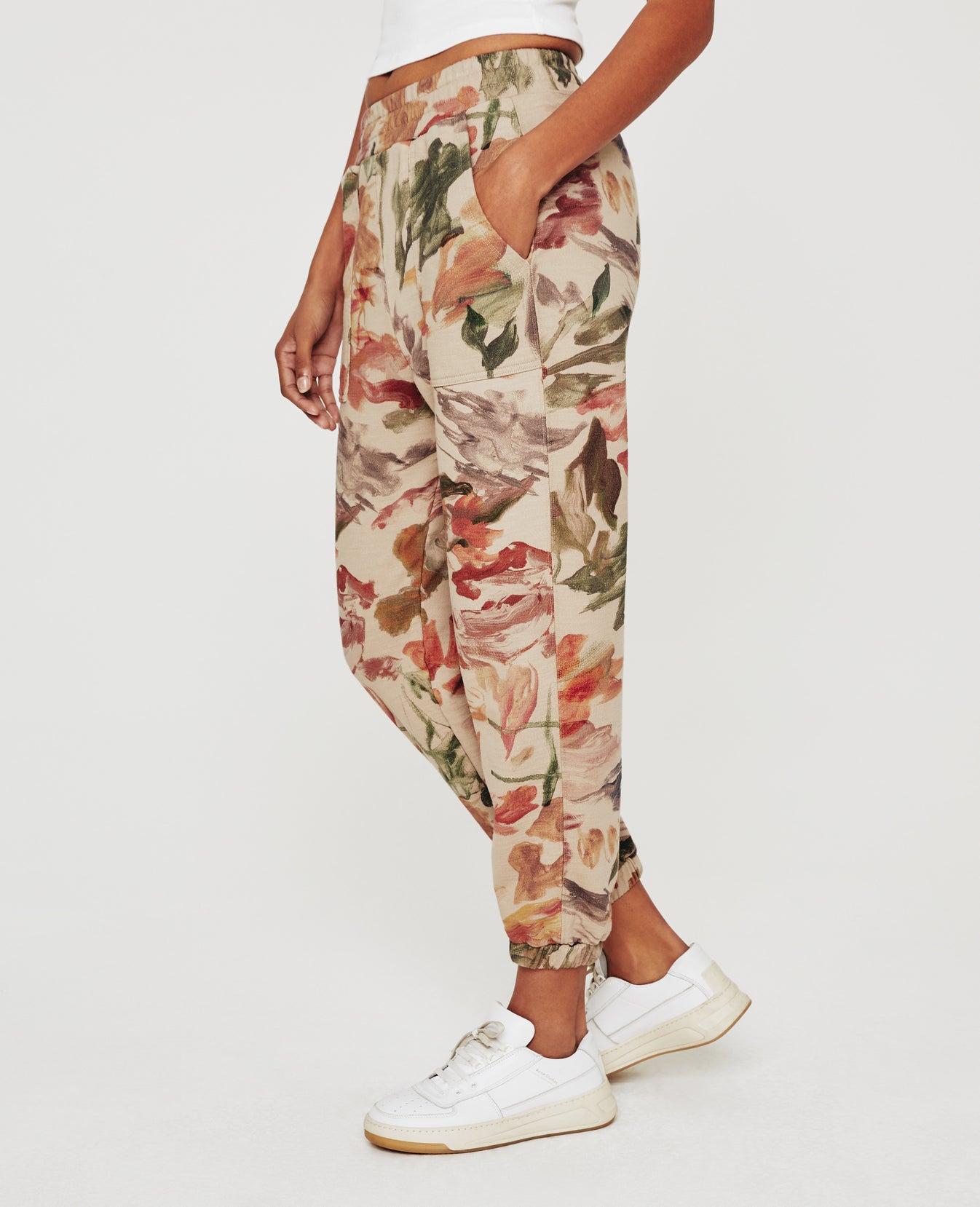 Nova Sweatpant Garden Camo Neutral Multi Womens Top Photo 4
