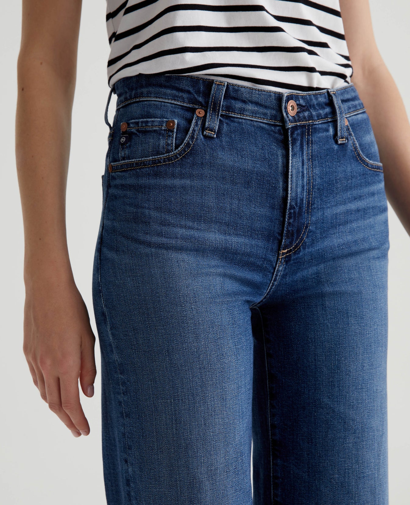 Saige Wide Leg Crop Plume Womens Bottom Photo 3