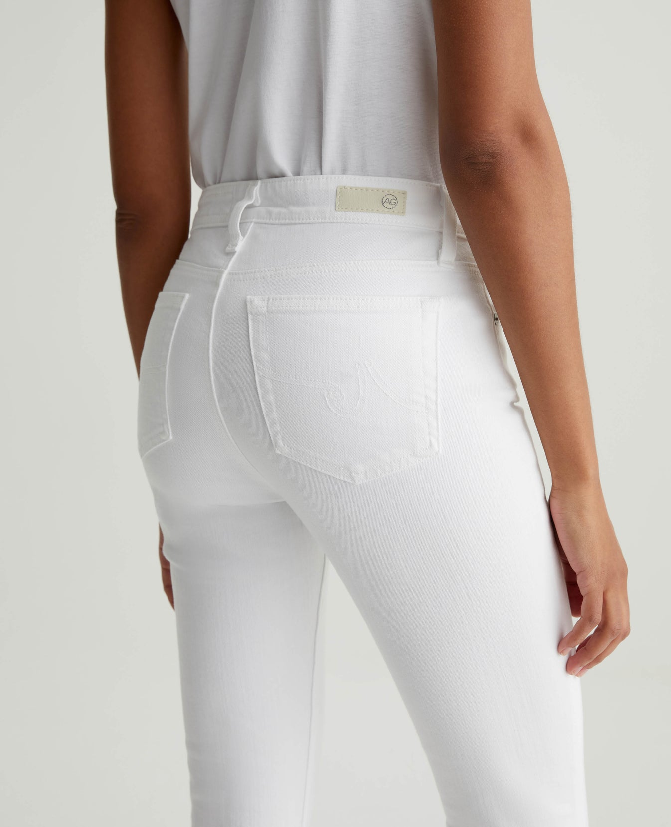 Mari White Womens Bottom Photo 6