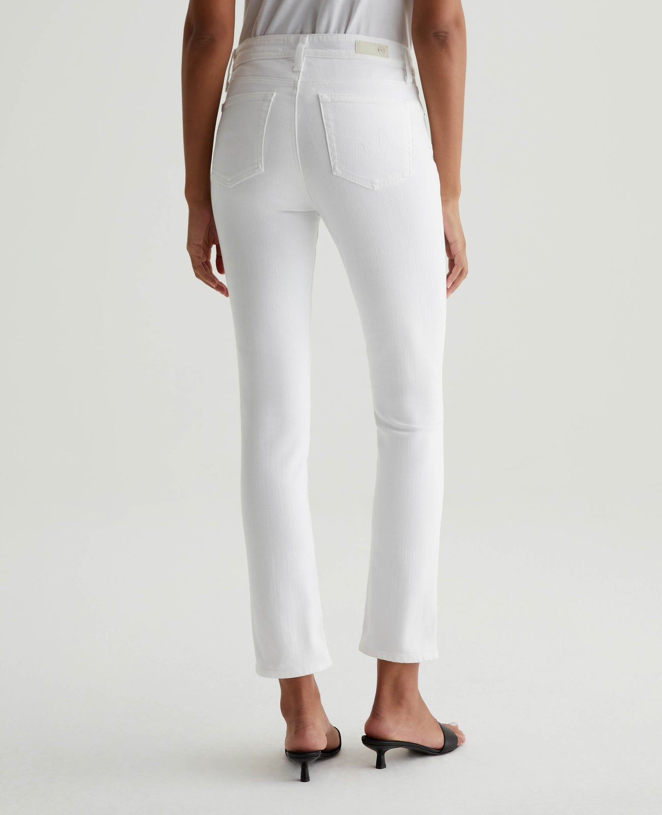 Mari White Womens Bottom Photo 7