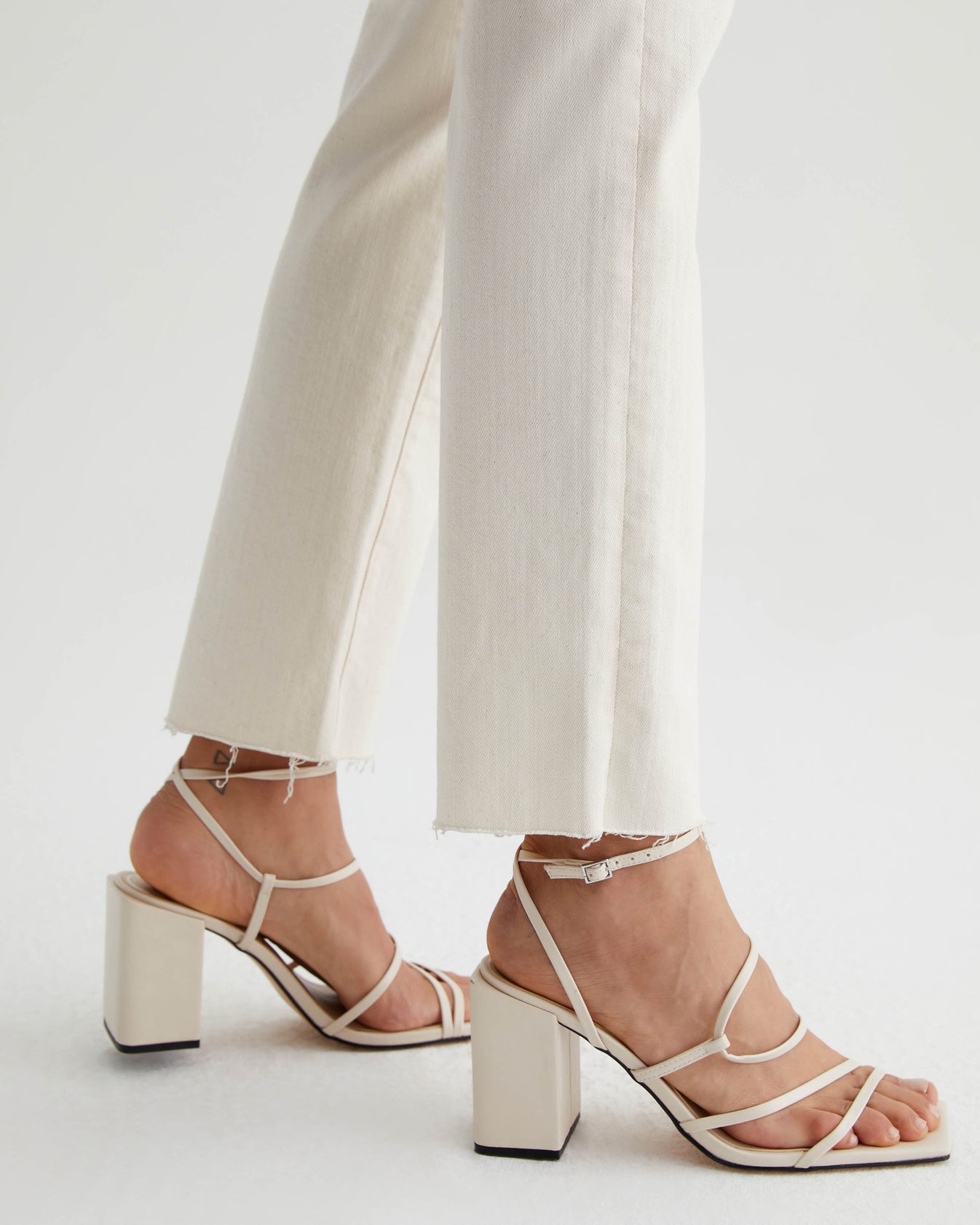 Saige 1 Year Soft Sands Womens Bottom Photo 5