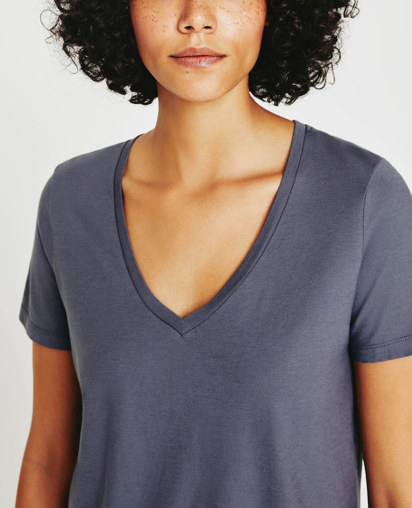 Jagger Vee Slate Sky Classic  Vee Neck Women Top Photo 5