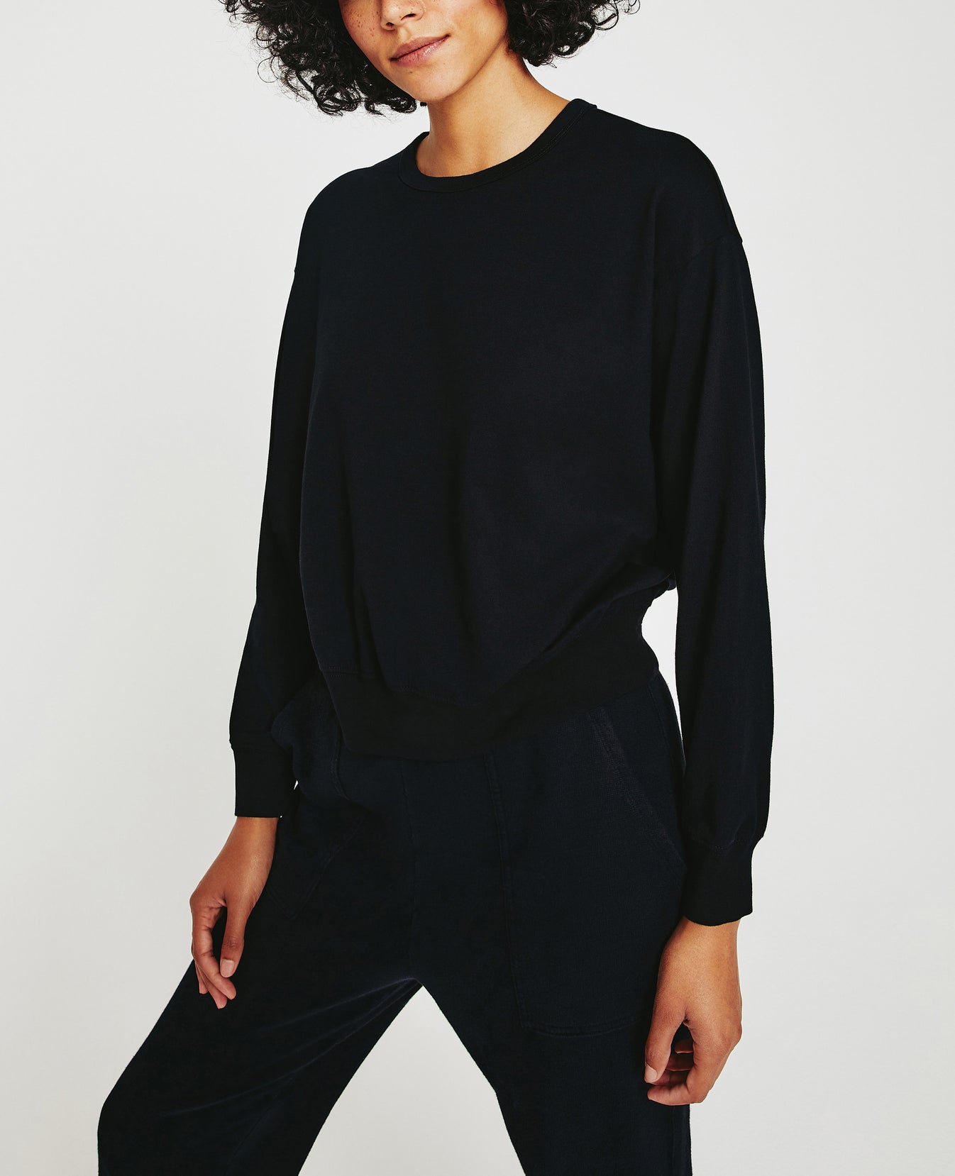 Karter Pullover True Black Oversized  Long Sleeve Pullover Women Top Photo 3