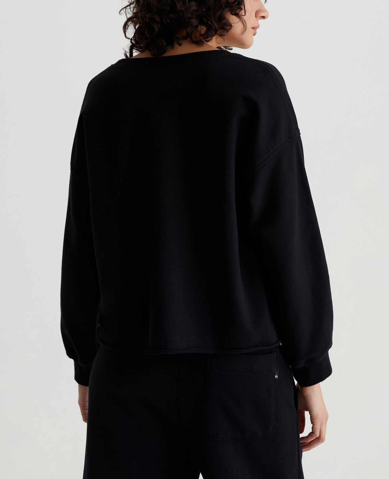 Willow Sweatshirt True Black Womens Top Photo 6