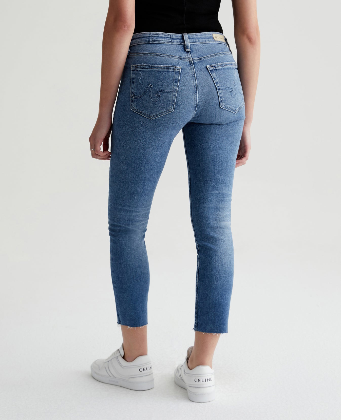 Prima Crop 18 Years Lakefront Womens Bottom Photo 8