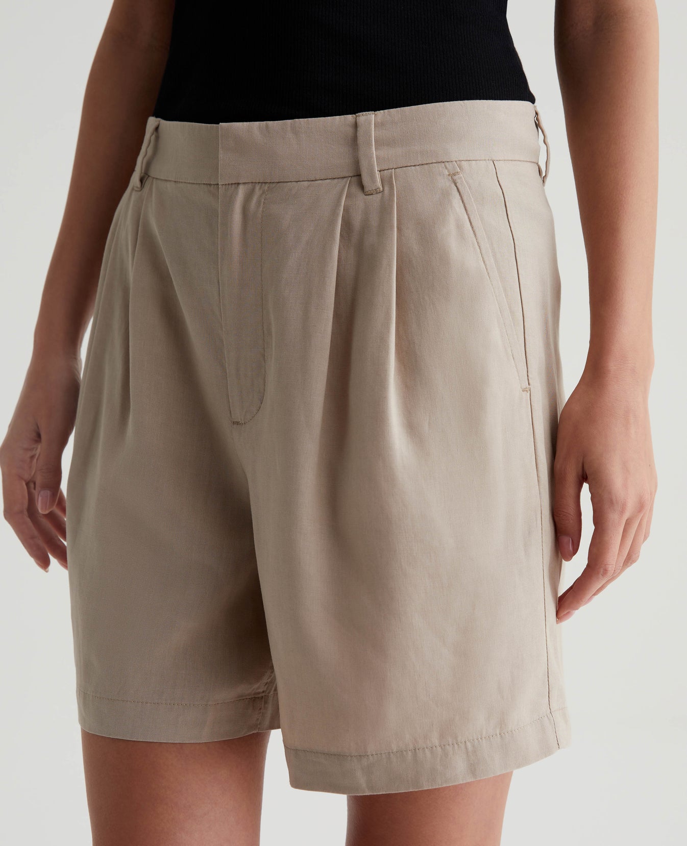 Sora Short Flax Womens Bottom Photo 3
