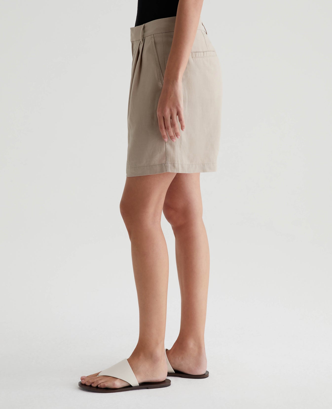 Sora Short Flax Womens Bottom Photo 5