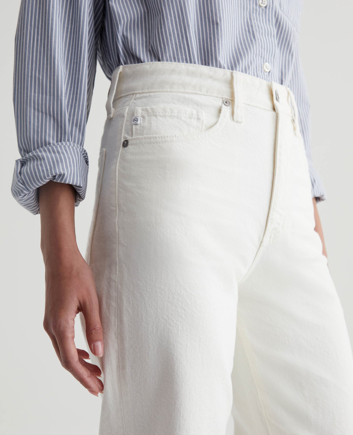 Kora 1 Year Powder Womens Bottom Photo 3