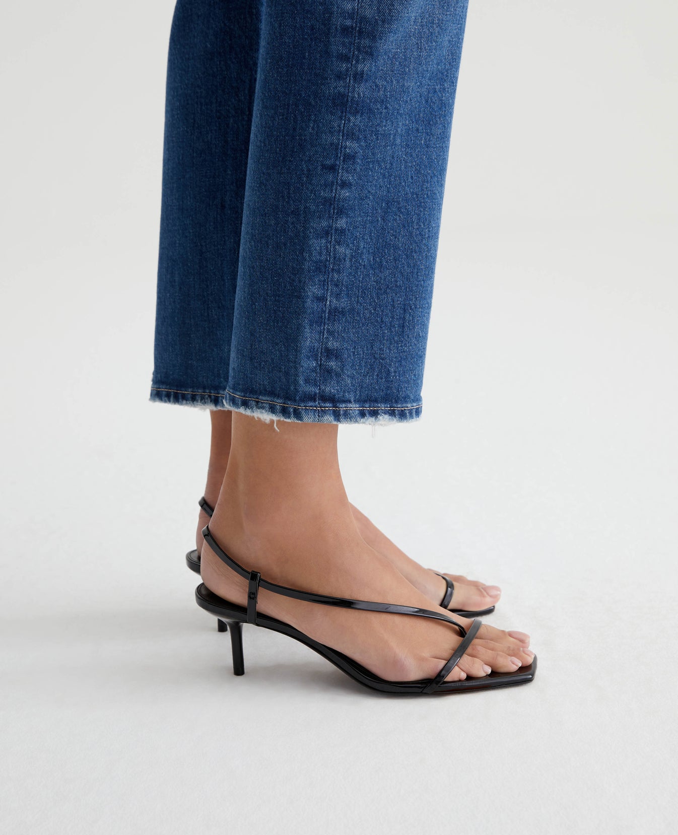 Saige Crop Alibi Destructed Womens Bottom Photo 5