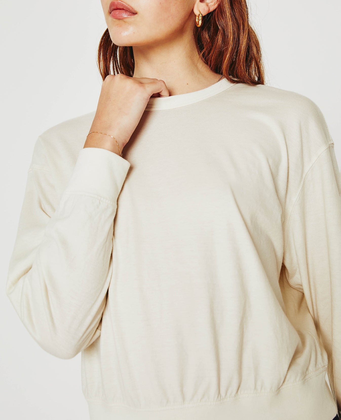 Karter Pullover Ivory Dust Oversized Crew Neck Women Tops Photo 2