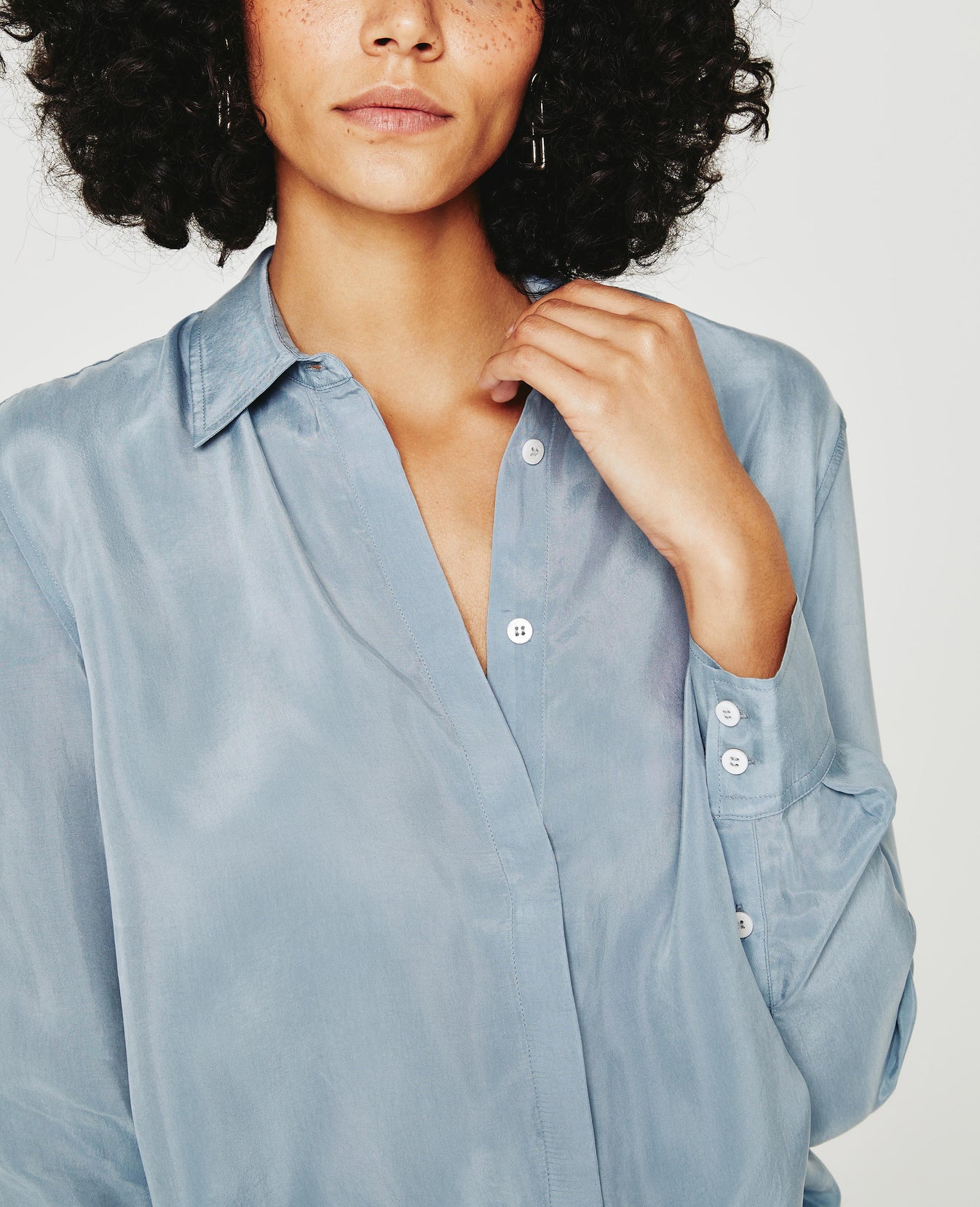 Shiela Skyscraper Classic Button Up Shirt Women Tops Photo 3