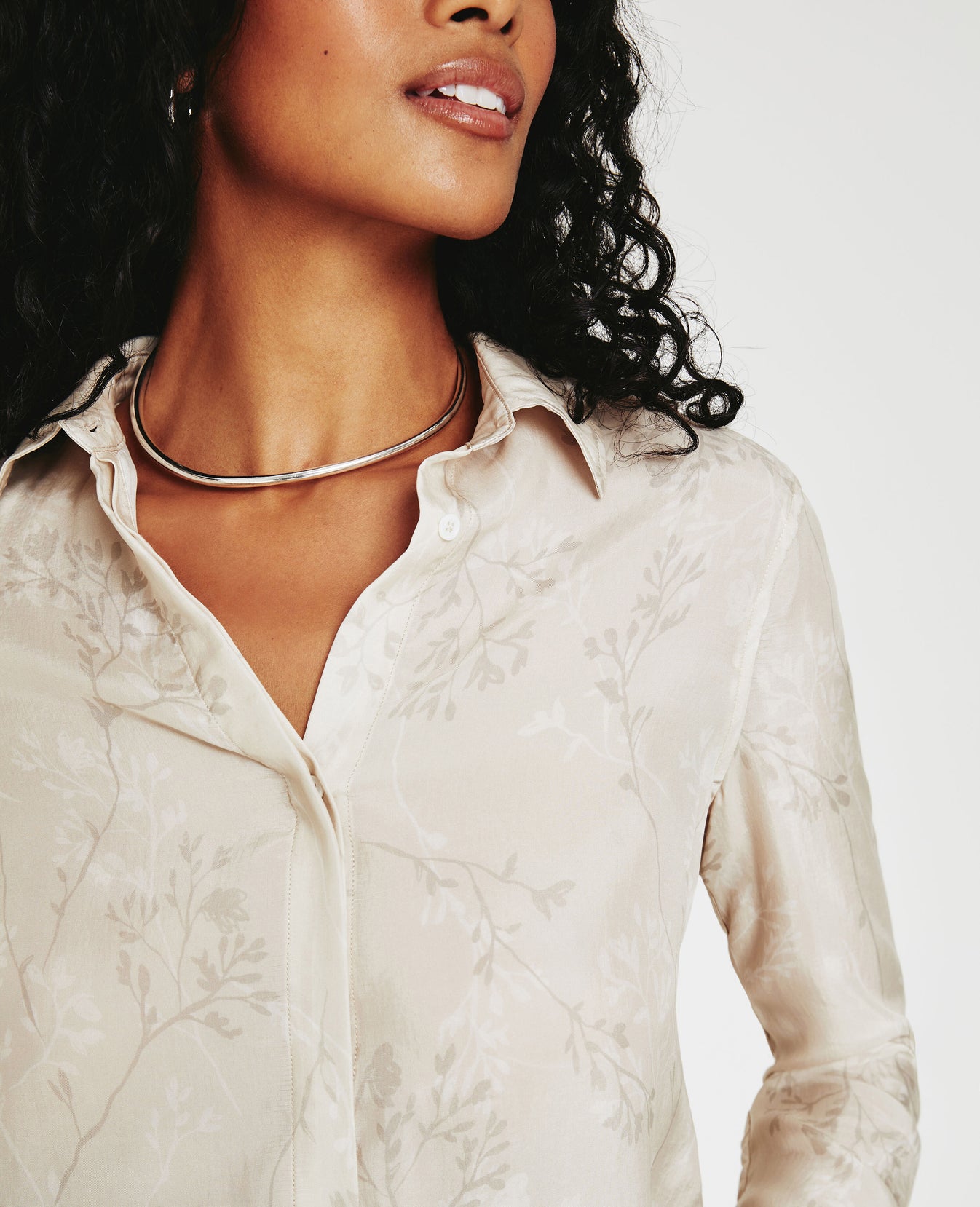 Shiela SHADOW FLOWER NEUTRAL MUTI Classic Button Up Shirt Women Tops Photo 5