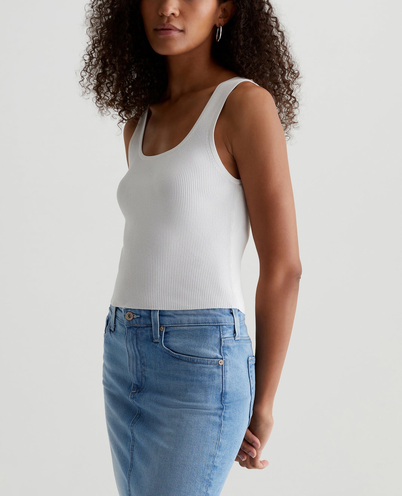 Yuri Tank Powder Womens Top Photo 3