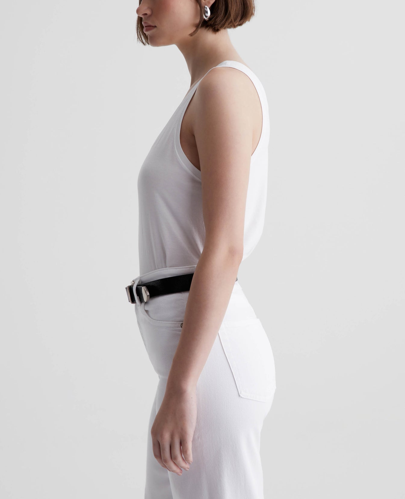 Esther Tank Ex-White Womens Top Photo 5