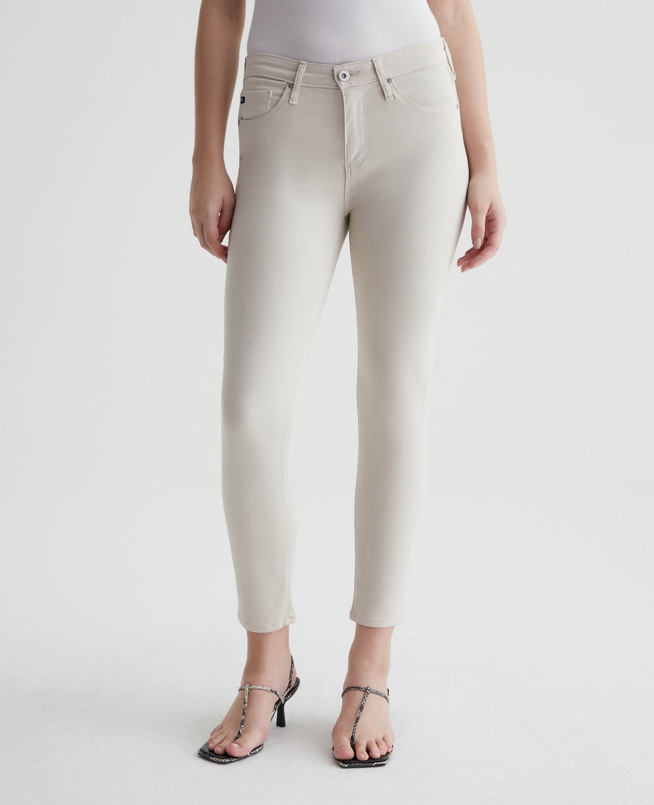 Prima Crop Mineral Veil Womens Bottom Photo 2