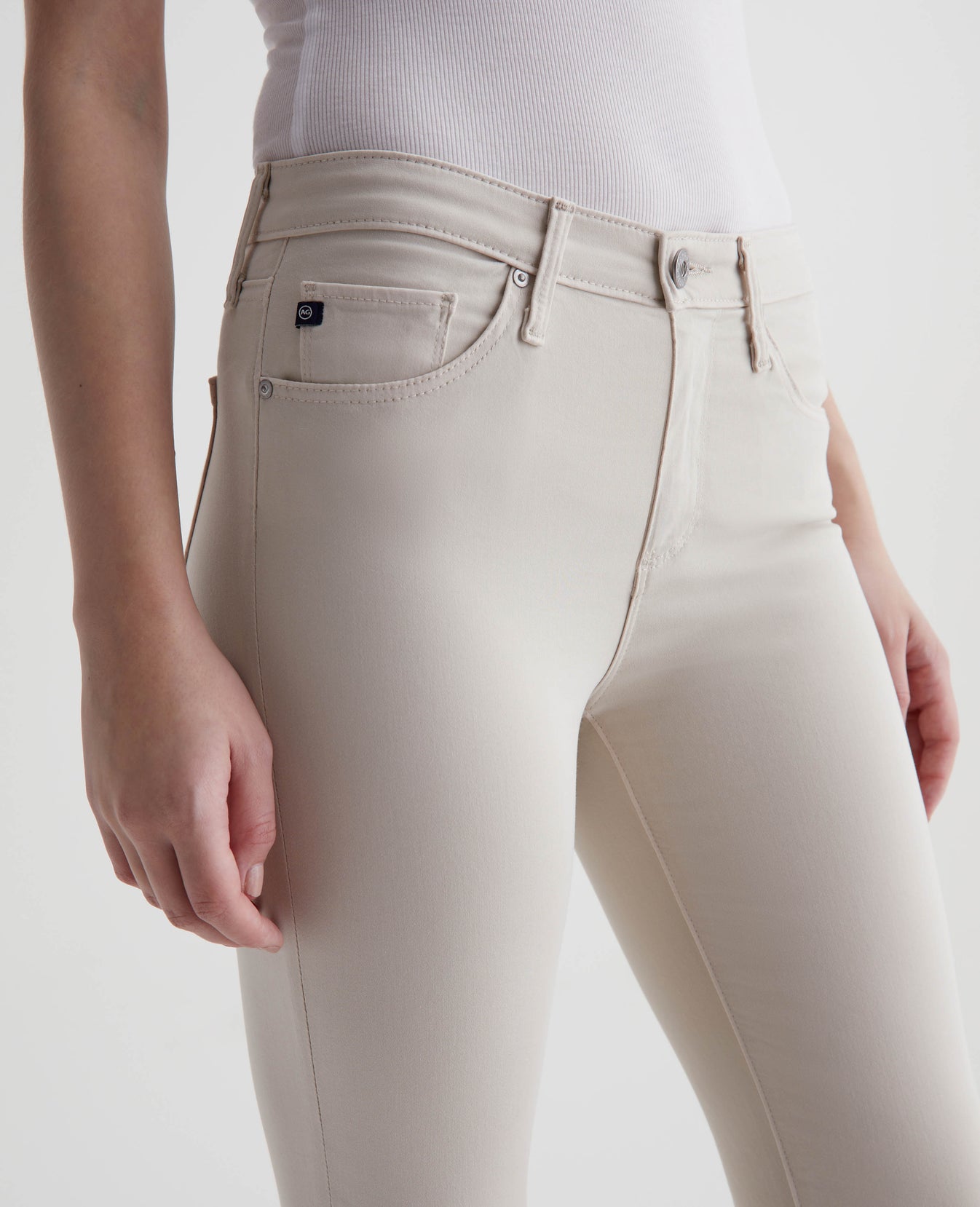 Prima Crop Mineral Veil Womens Bottom Photo 3