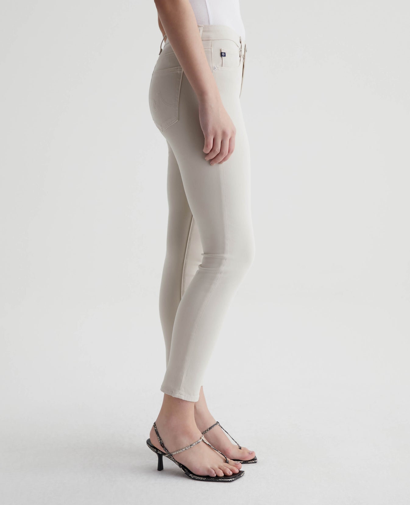 Prima Crop Mineral Veil Womens Bottom Photo 4